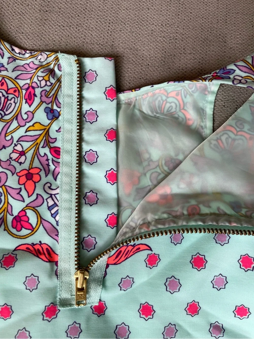OshKosh B'gosh Mint Tank with Pink and Multicolor Mosaic